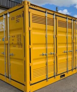 30ft x 8ft shipping container